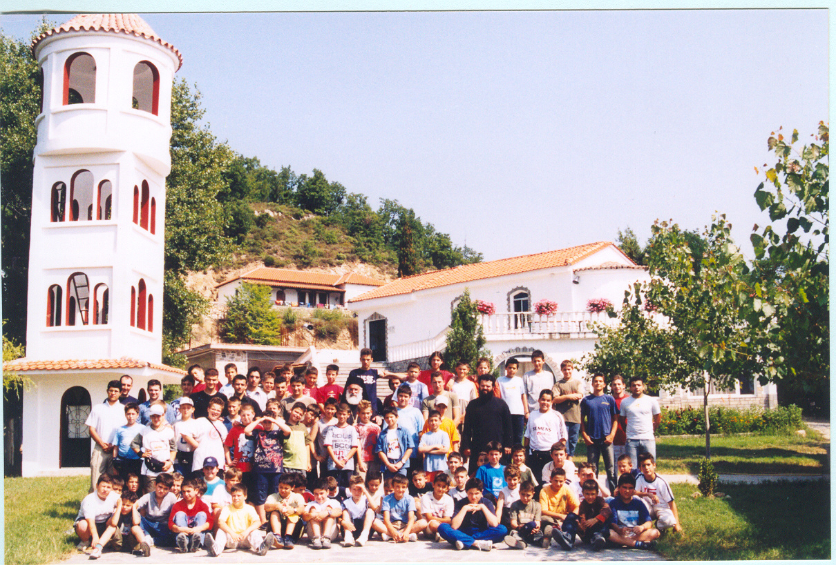 2004-Α-ΘΕΟΥ ΚΑΤΟΙΚΗΤΗΡΙΟ