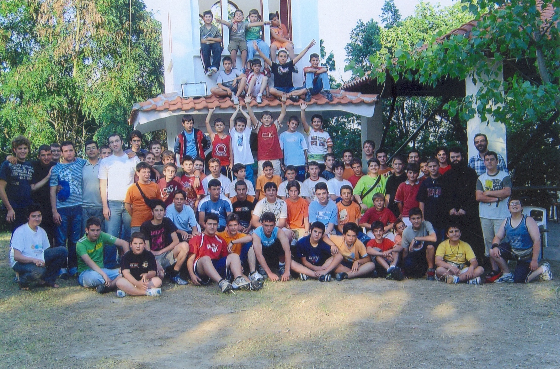 2006-Β-ΦΙΛΟΙ ΤΗΣ ΕΙΡΗΝΗΣ